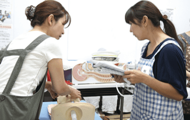 痰吸引実習の様子