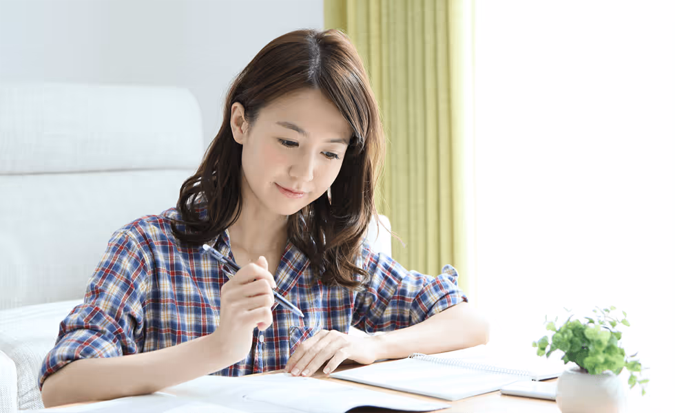 学習中の女性