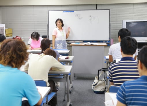 笑顔の女性