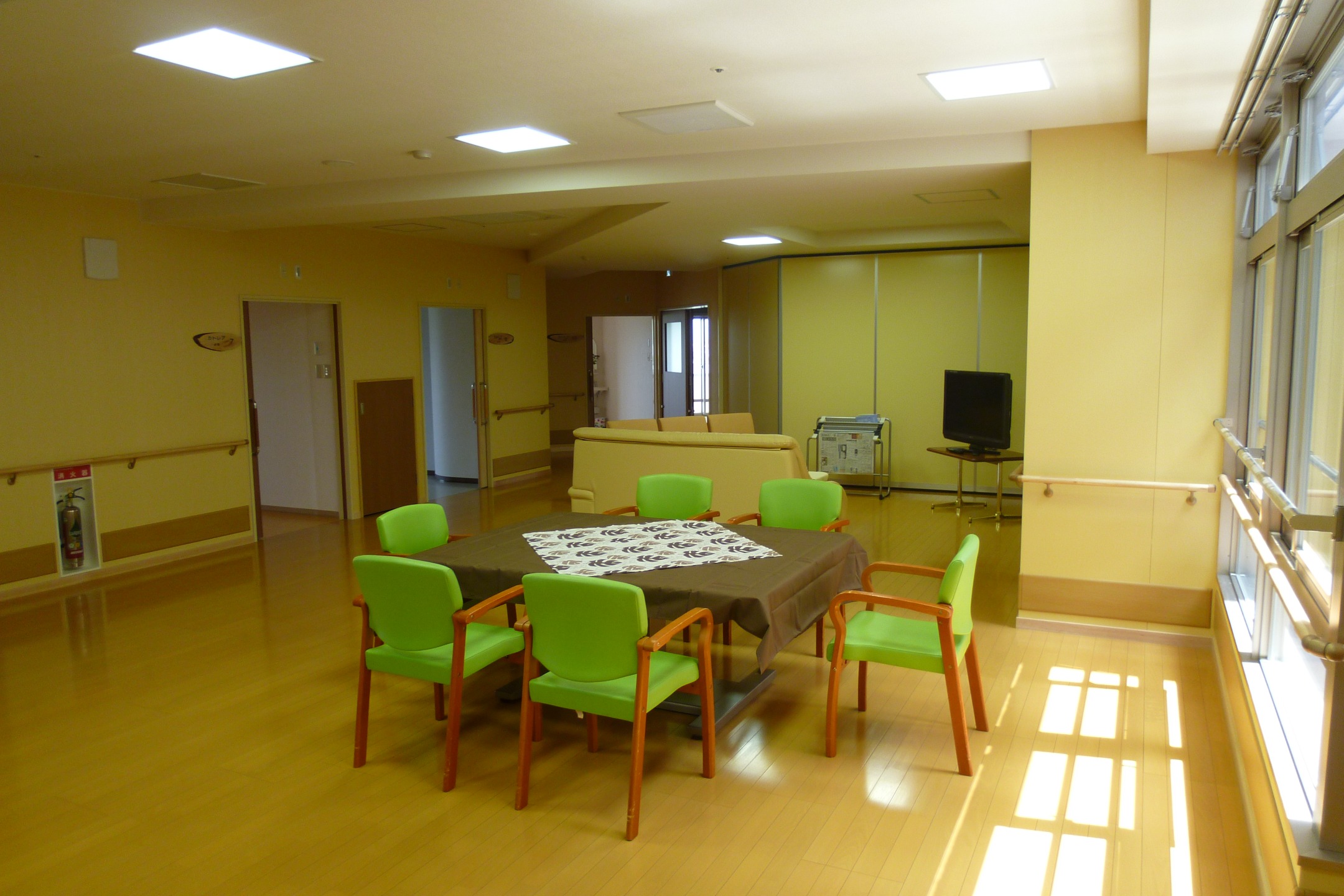 越前和上苑　内観